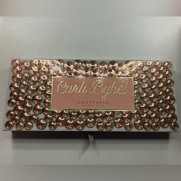 Anastasia Beverly Hills Other - Anastasia Eyeshadow Makeup Palette